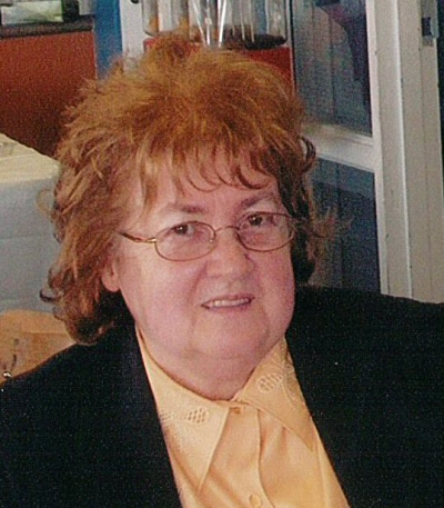 Mme Monique Dubé